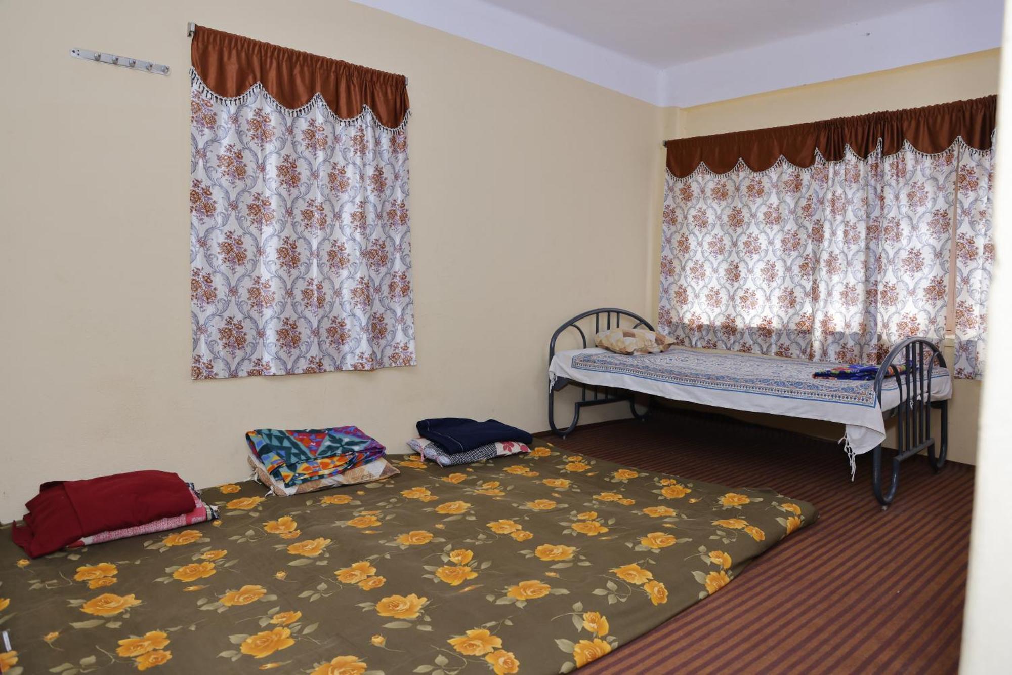 3 Bhk Non-Ac For 4 To 10 Guests For Families Leilighet Hyderabad Eksteriør bilde